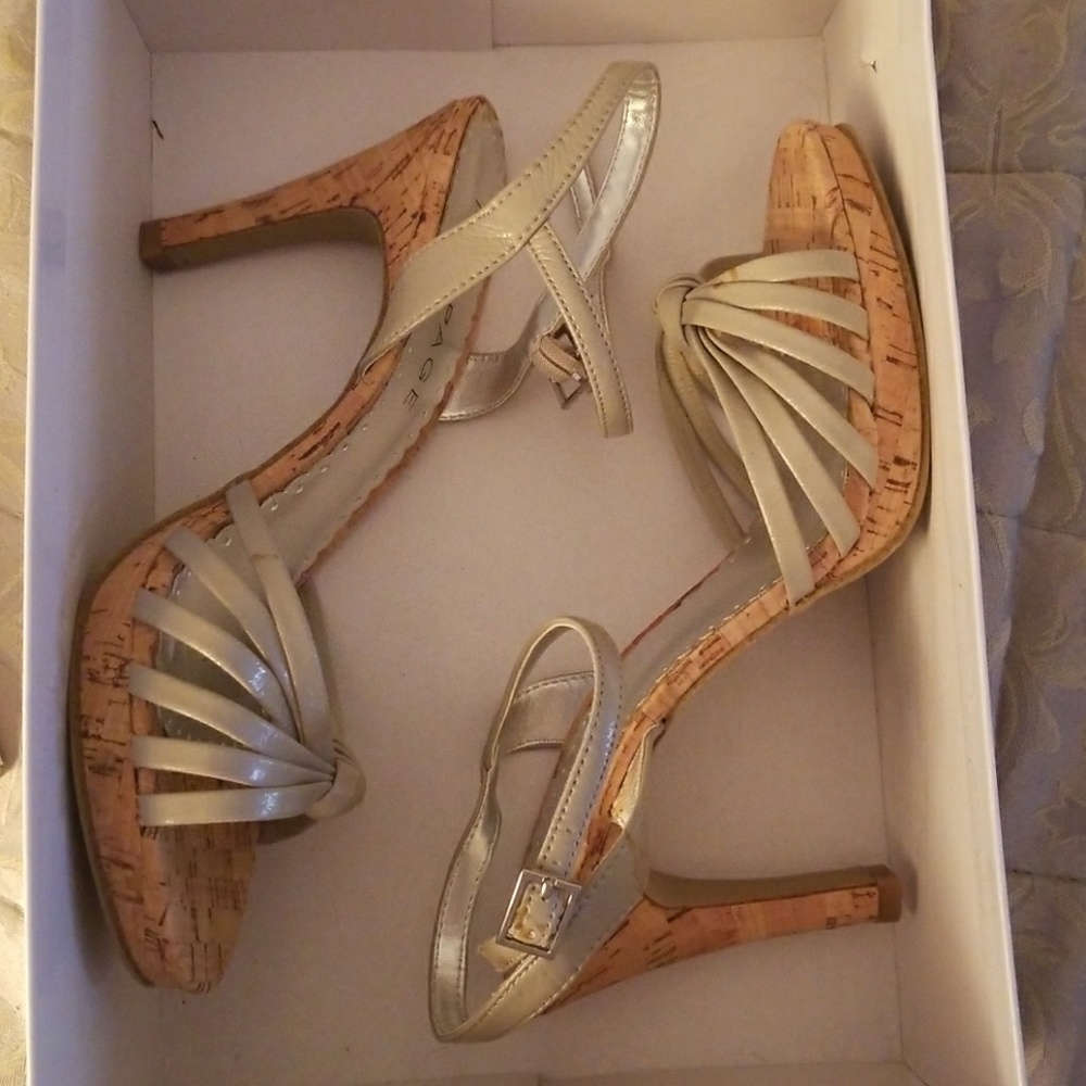 Grey size 7 1/2 heels